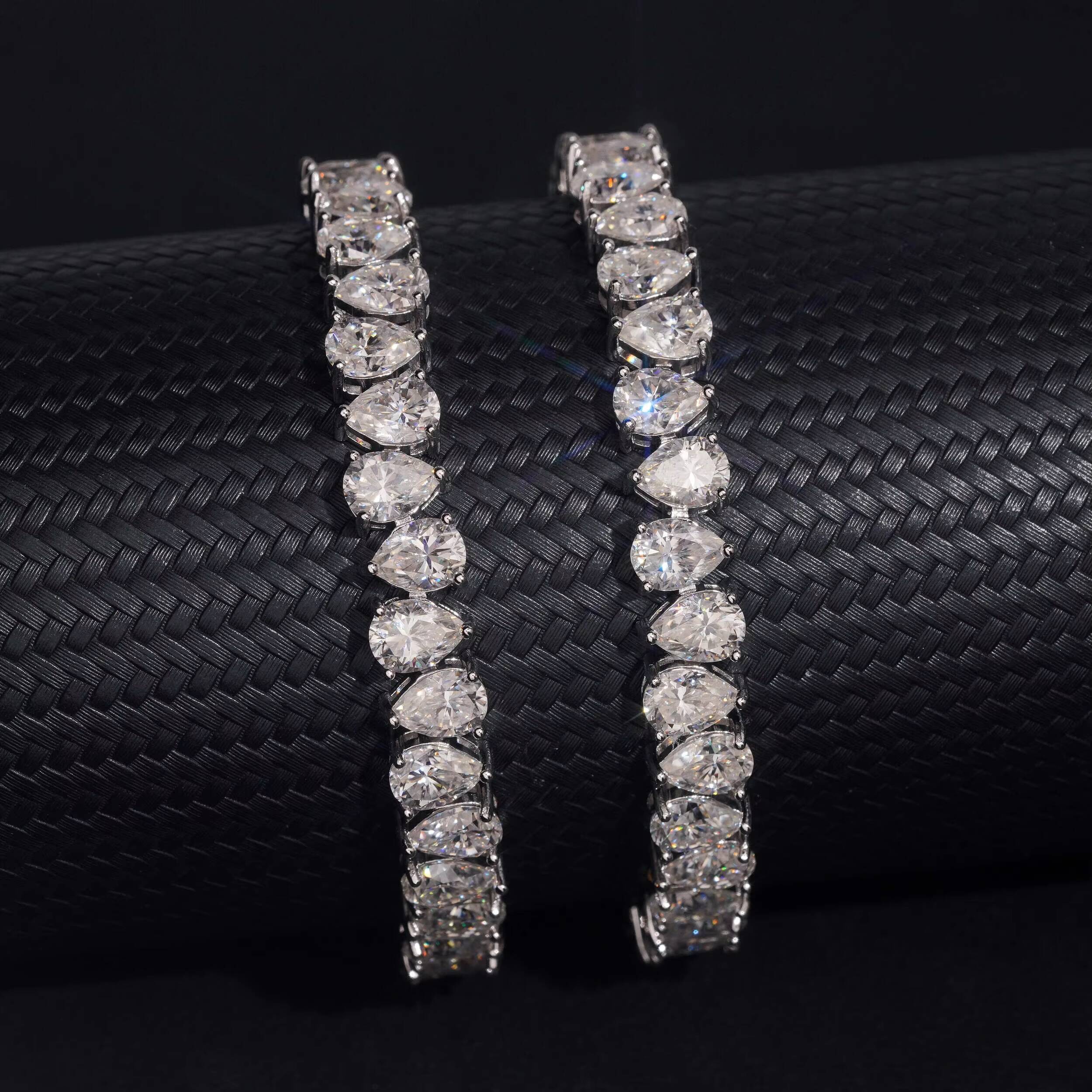 Pass Diamond Tester Upside Down Setting Pear Cut VVS Moissanite Diamond Tennis Bracelet Silver 925