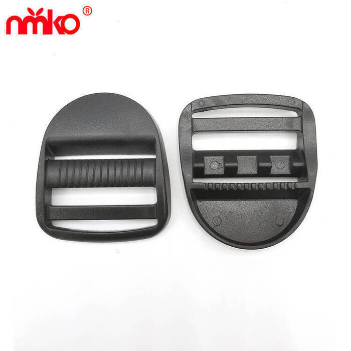 1.5inch High-quality black plastic buckle with three adjustable straps, available as luggage accessory in stock