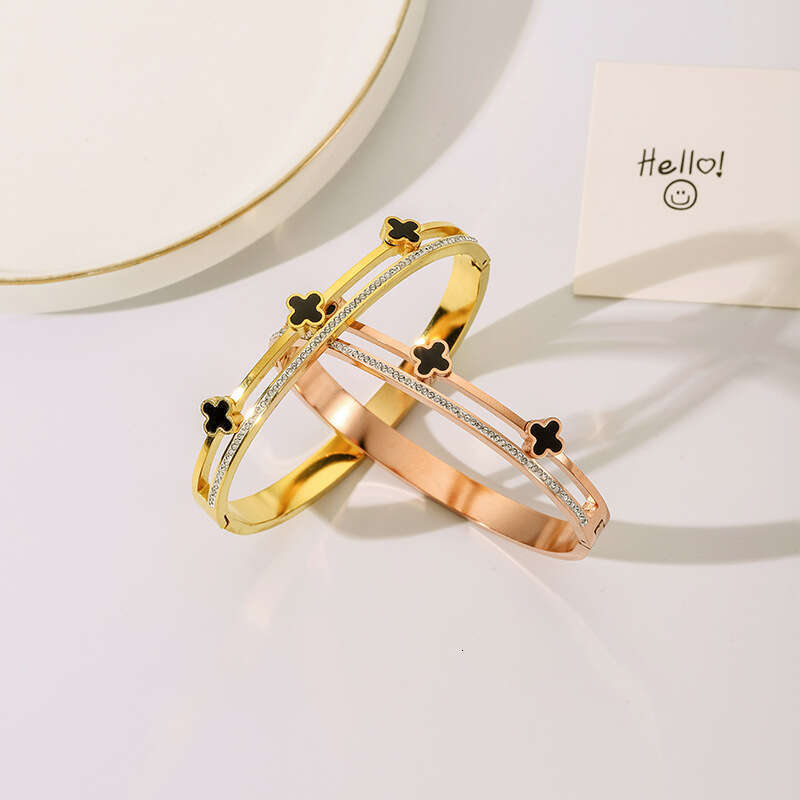 2025 Korean Version Four-Leaf Clover High-End Titanium Steel Inlaid Diamond Bracet For Women, Light Luxury Versati Fashion Bracet, Jewelry Manufacture