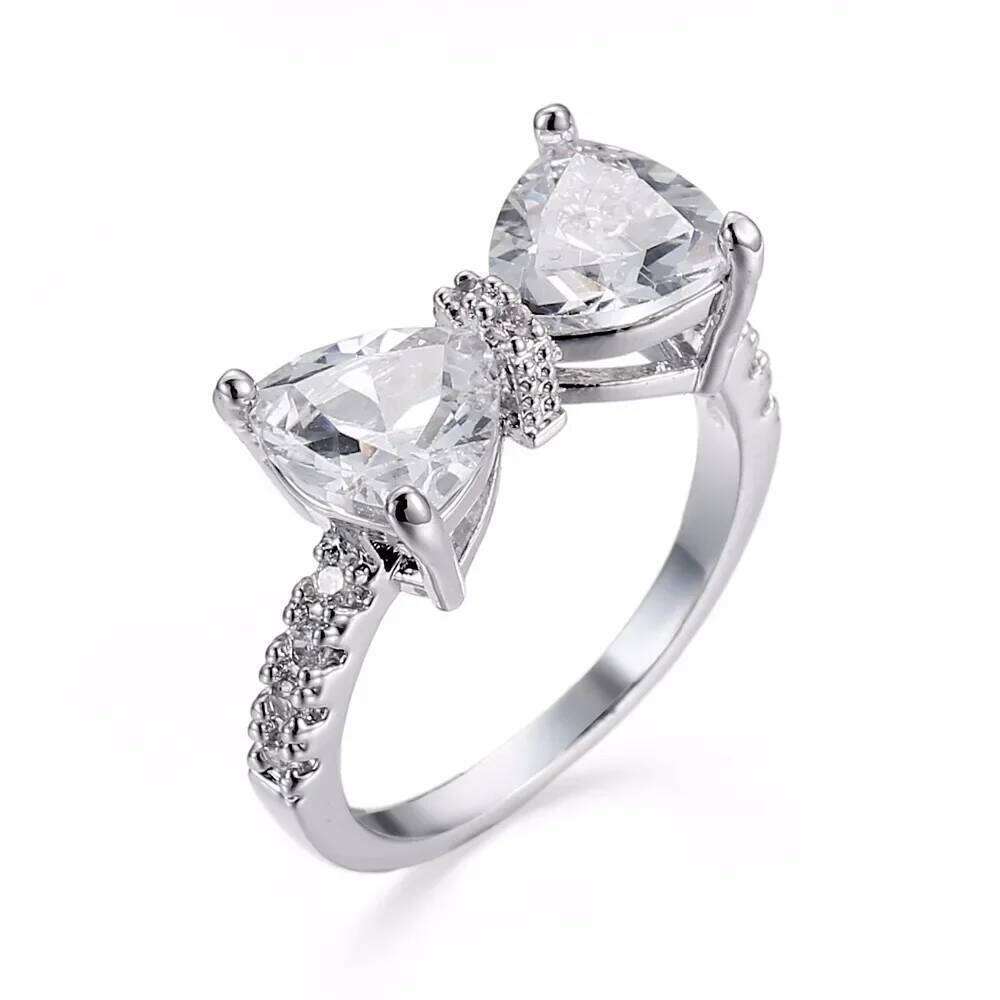 New Arrival Lovely Bowknot Design Female 925 Sterling Silver Jewelry Ring with Micro Paved Bow Tie CZ Stones for Party Dating