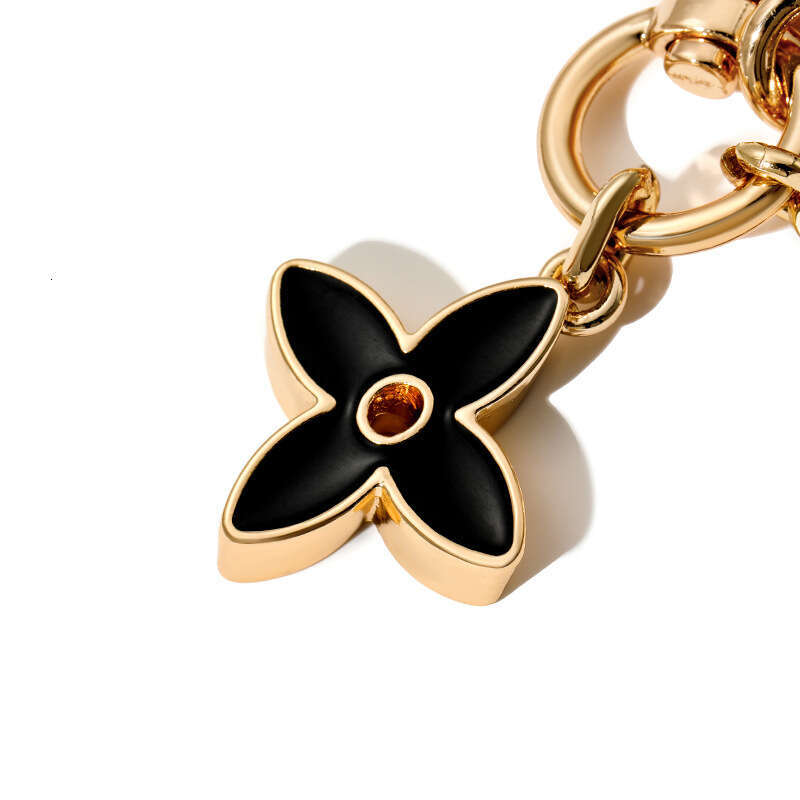 Bag Pendant Exclusive High-End Fashion Jewelry New Metal Mini Versatile Keychain Unisex Accessories For Handbag Decoration