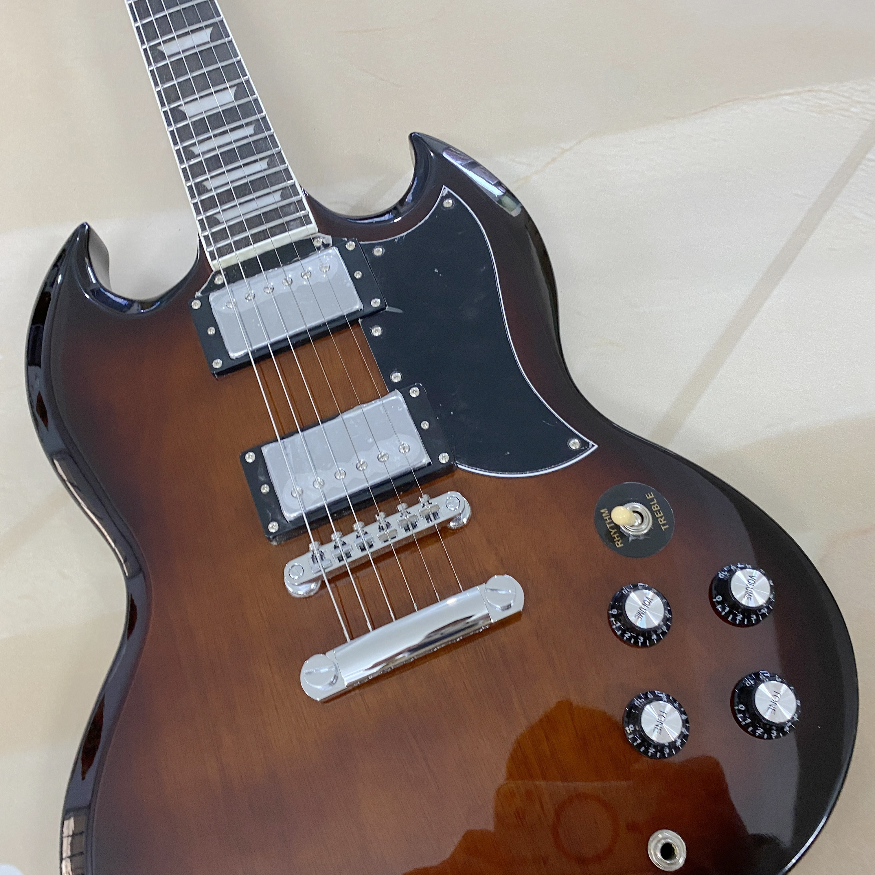 SG Electric Guitar, Mahogany Body, Rosewood Fretboard, HH Pickups, Chrome Hardware, Genuine Picture, Fast Delivery
