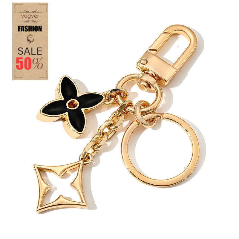 Bag Pendant Exclusive High-End Fashion Jewelry New Metal Mini Versatile Keychain Unisex Accessories For Handbag Decoration