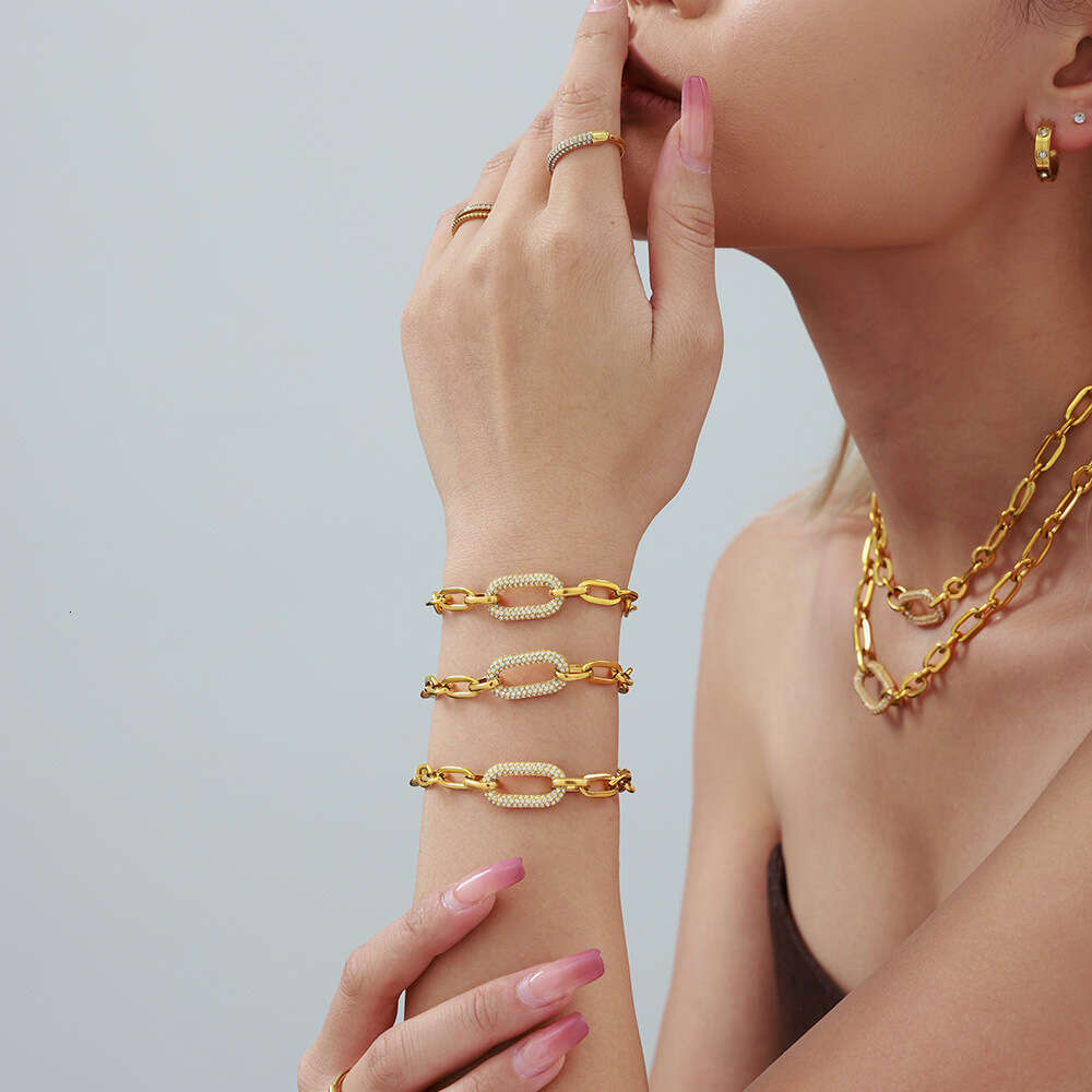Seattle Titanium Jewelry Stainless Steel Micro Inlaid Zircon Collarbone Necklace Bracelet European And American Simple Exquisite Set In Stock