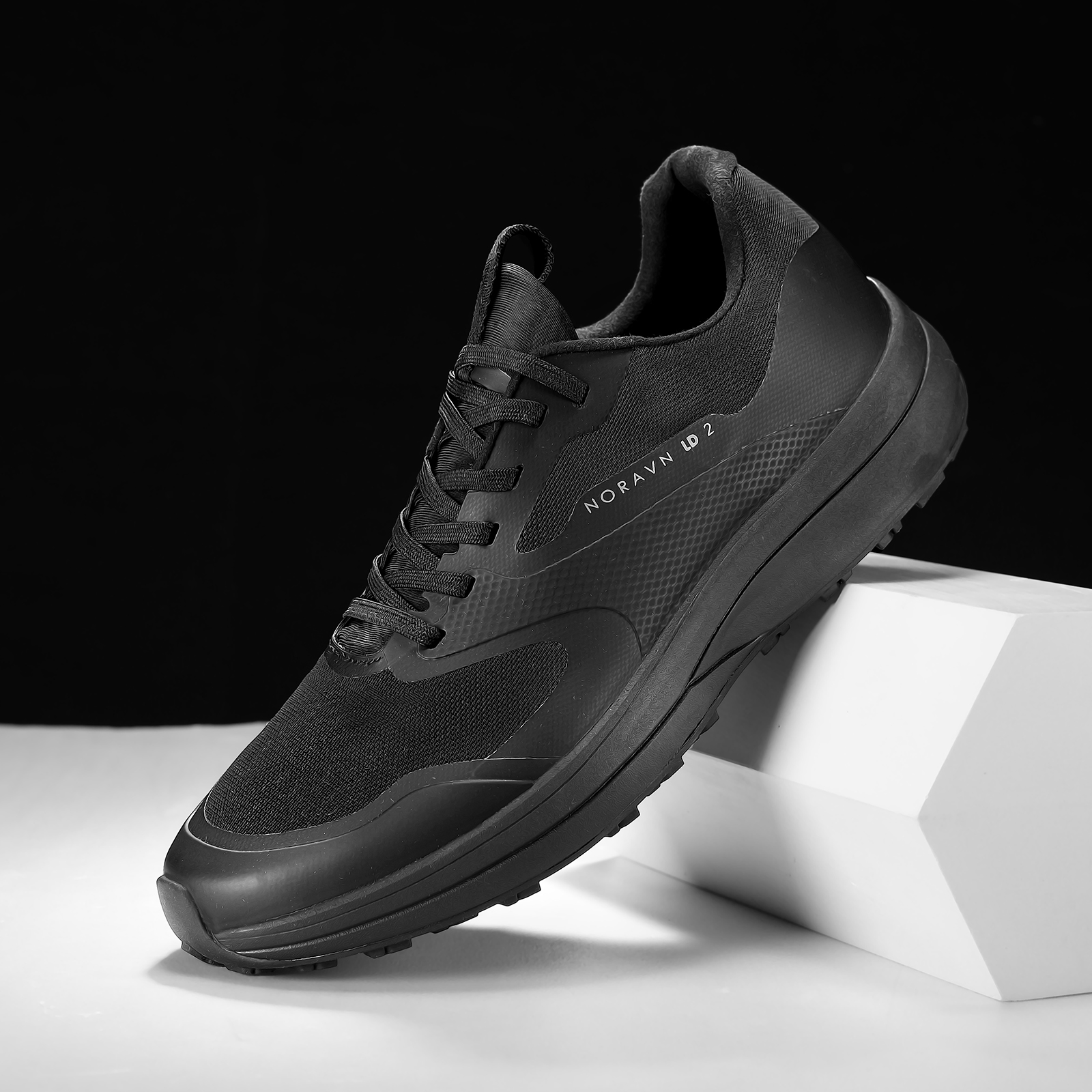 New men's casual sports shoes, lightweight, thick-soled, height-increasing, breathable men's shoes, non-slip, comfortable running shoes for men