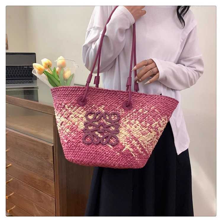 Grass Woven Bag Handmade Weaving Vegetable Basket Large Capacity French Vine Woven Beach Vacation Net Red One Shoulder Beach Bag L25121036O9