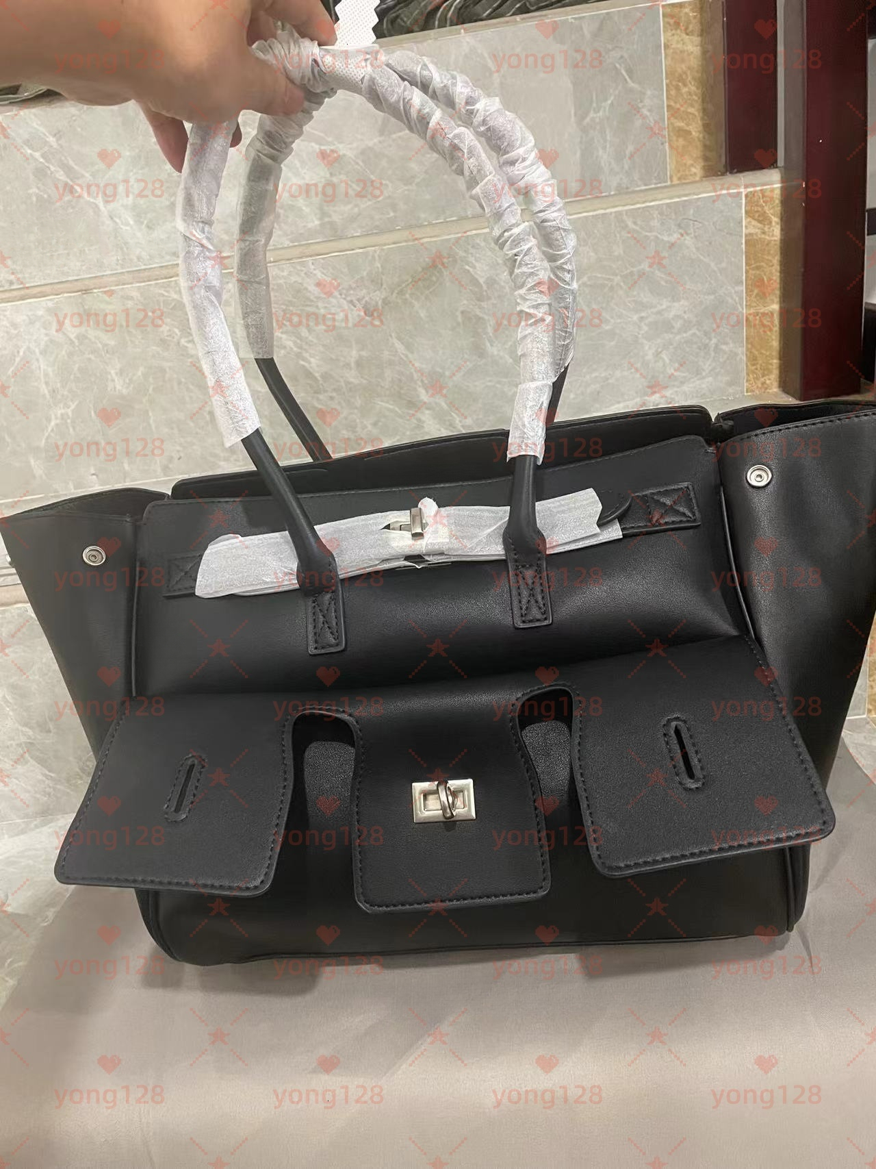 Designer luxury Lock Tote Wing Roomy Cluth Bag Black Treny Genuine Leather Shopping Handbag Large Capacity Shoulder For Female 353