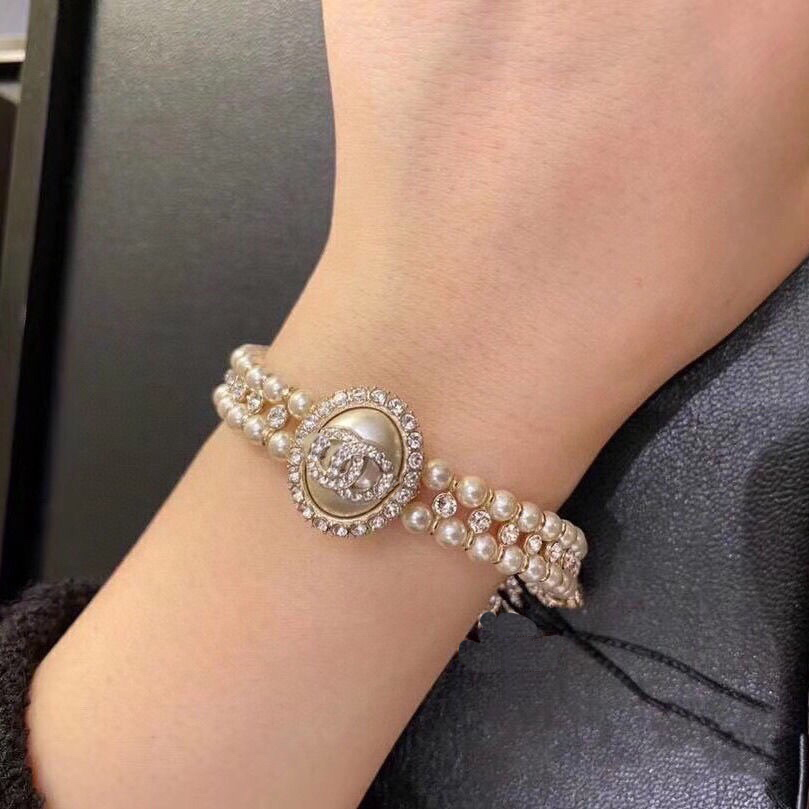 20style Designer Fashionable Classic 18K Gold Plated Bracelets Women Bangle Stainless steel Crystal Lovers Gift Wristband Cuff Chain Jewelry
