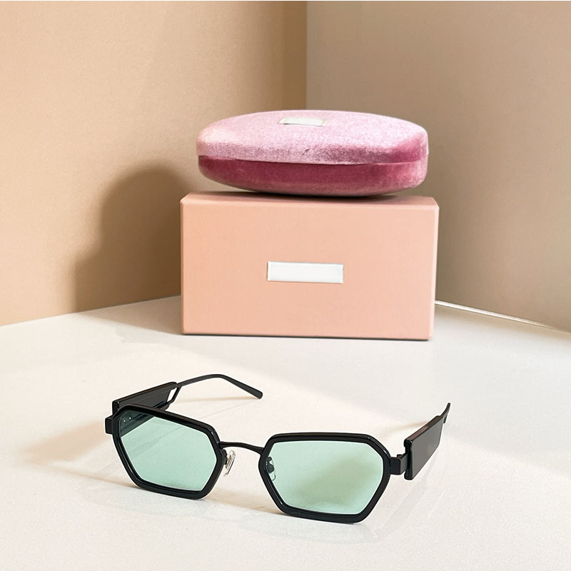 Polygonal Sunglasses New Trendy Womens Designer SMU61WS Personalized Mirror Leg Strap Logo Party Millennium Spicy Girl Style UV Protective Strap Box