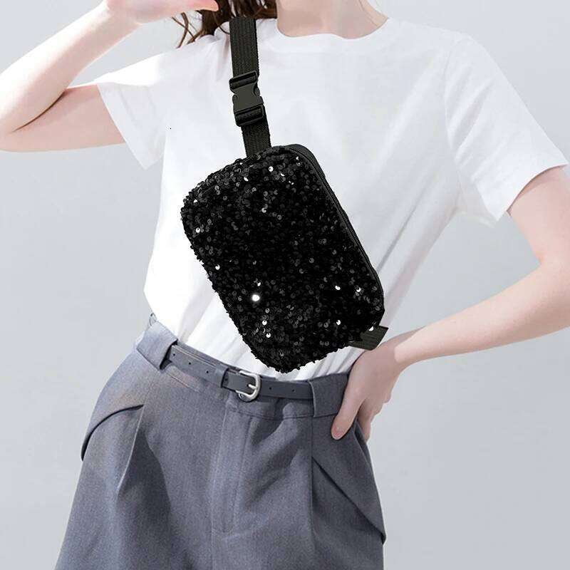 The neutral color pouches with sequin designs men women are suitable for traveling and leisure activities.