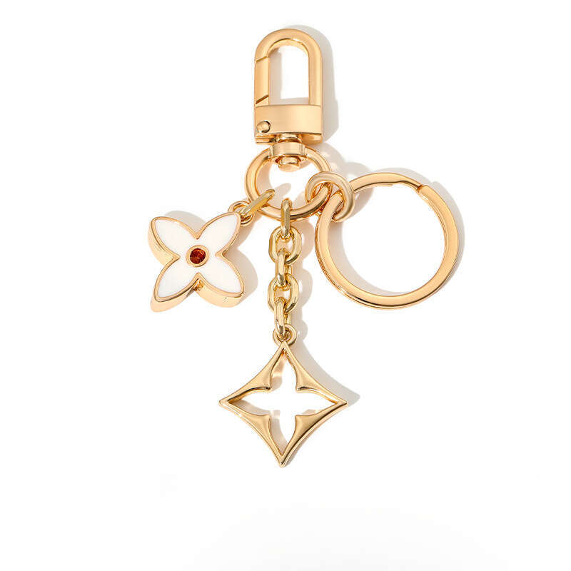 Bag Pendant Exclusive High-End Fashion Jewelry New Metal Mini Versatile Keychain Unisex Accessories For Handbag Decoration