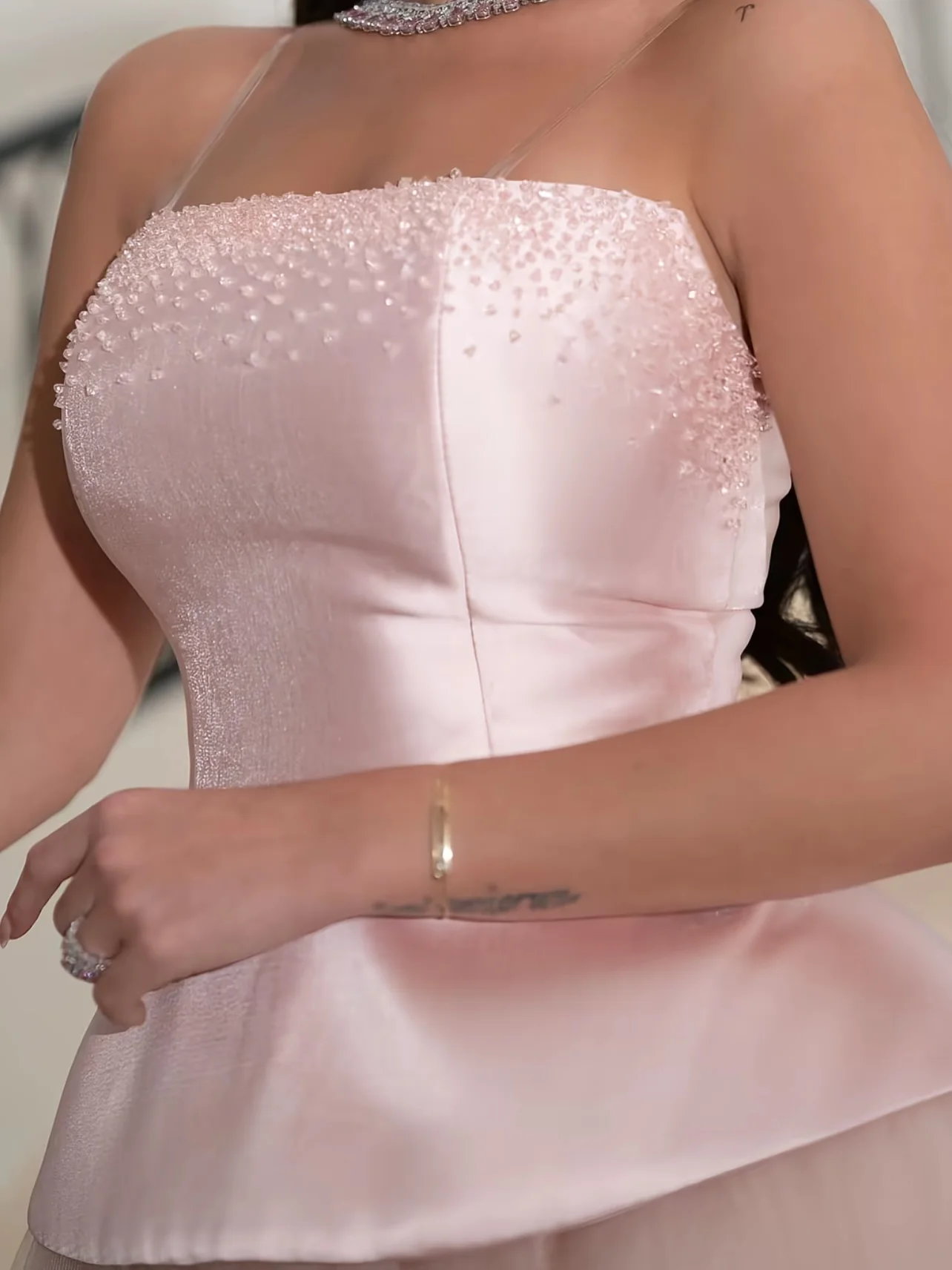 Luxury Pink Formal Evening Dresses 2026 Strapless Crystal Sleeveless Satin Tulle Long Prom Party Gowns Pageant Dress Birthday vestidos de fiesta