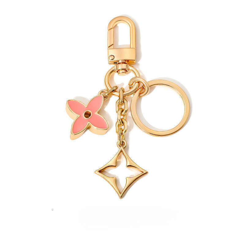 Bag Pendant Exclusive High-End Fashion Jewelry New Metal Mini Versatile Keychain Unisex Accessories For Handbag Decoration