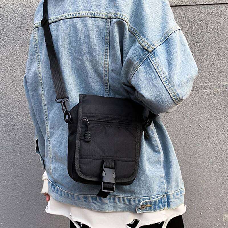 The neutral color bags men women are specially designed for outings and shopping trips.
