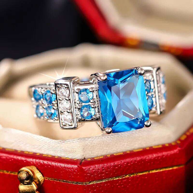 Gorgeous Square Shape for Women Full Bling Iced Out Micro Pave Crystal Zircon Dazzling Bridal Ring