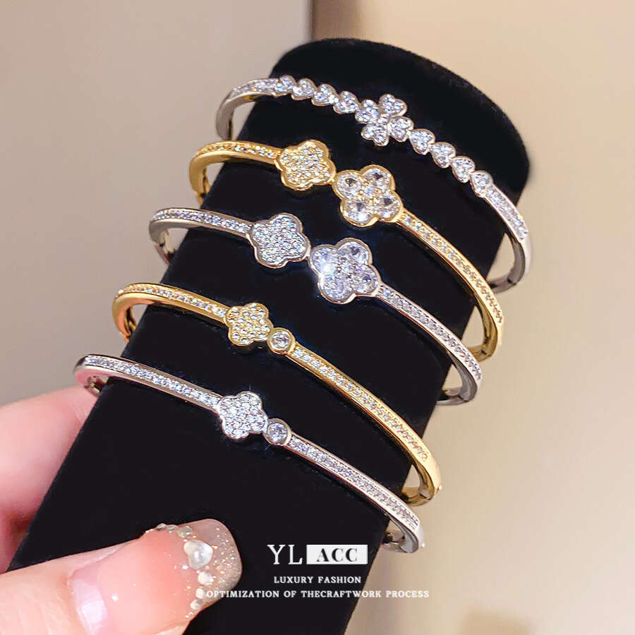 18K Real Gold Plated Light Luxury Zircon Flower Lucky Grass Clasp Bracelet Simple Versatile High-End Feel Women's Jewelry