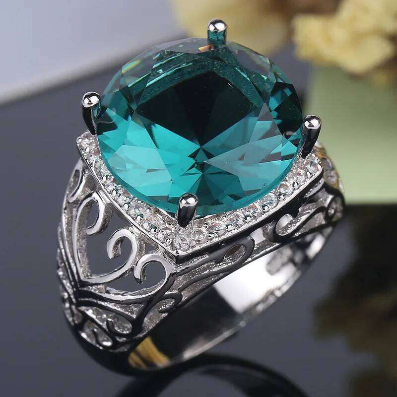 Fashion Wedding Band Jewelry Green CZ Silver Color Size 6 7 8 9 10 For Heart Hollowed Out Women Ring Gift Wholesale