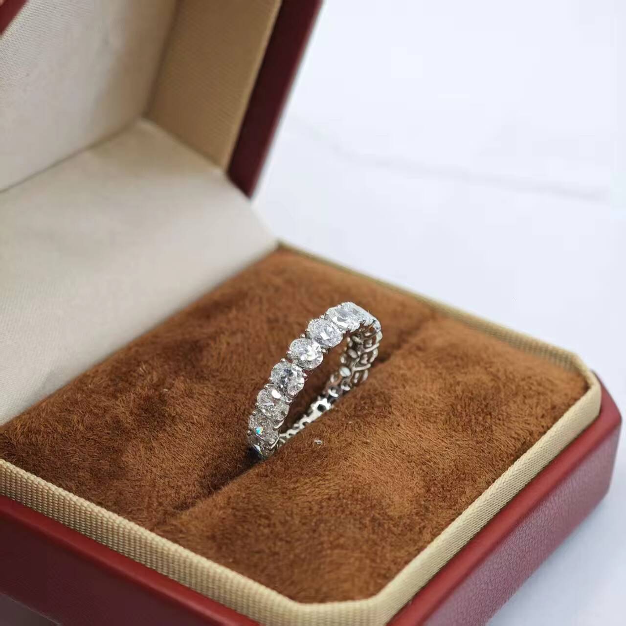 UM Jewelry Platinum PT900 Oval Cut Lab-Grown Diamond Wedding Ring Wholesale for Unisex/Men/Women Daily Wear Minimalist