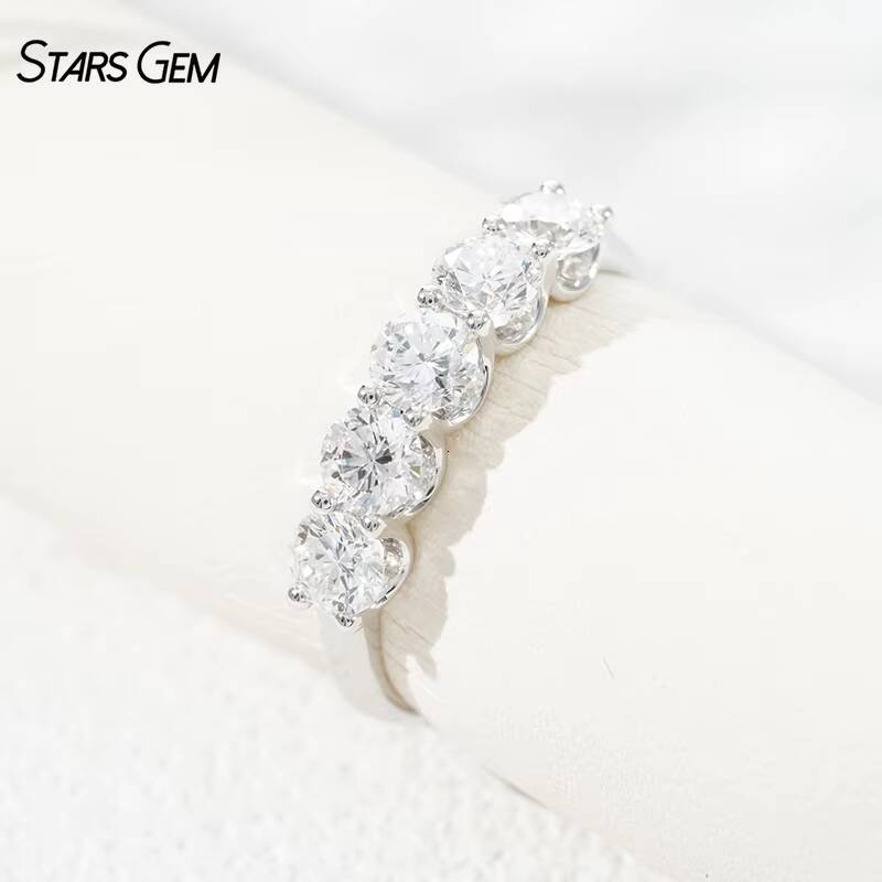 Starsgem Shining Five-Stone Lab Grown Diamond Classic Ring 142ct Brilliant Cut DEF VS 18K Solid Gold 23g Unisex Anniversary