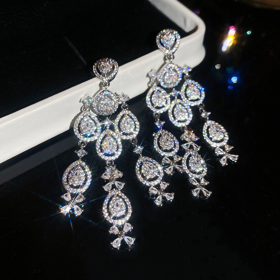 Cross-Border New Water Drop Diamond Tassel Light Luxury Versatile Fashion Commuting Stud Earrings 2025 Gift Jewelry - view 7