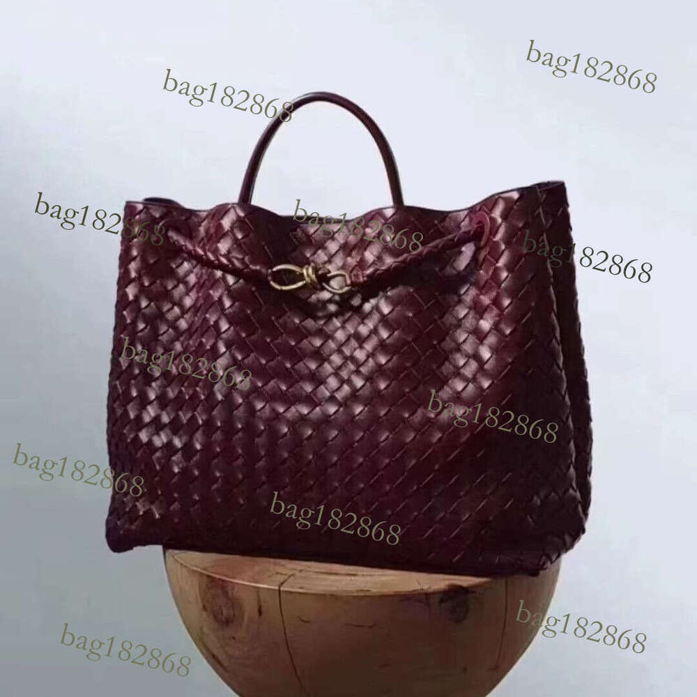 Designer Bag Totebag New Metal Rope Buckle Woven Handheld Large Capacity Tote Bag Women Crossbody Universal For Foreign Trade
