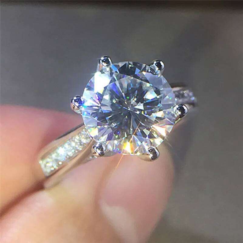 Classic 6 Claws Engagement Band Jewelry Romantic Wedding for Women AAA Big Round Cubic Zirconia Ring