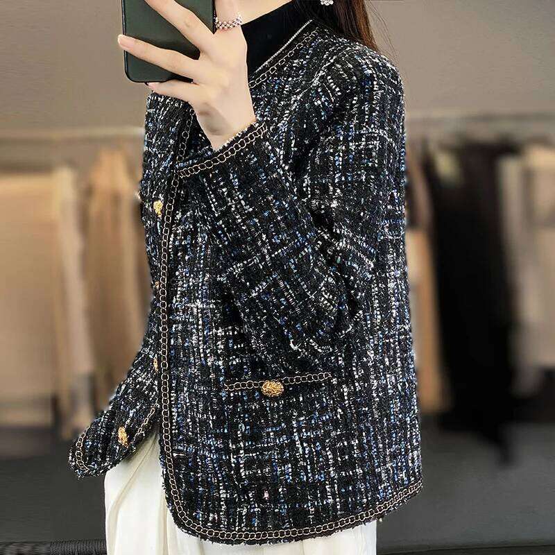Spring Autumn Round Neck Fashion trends Coat Women Fashion Casual Knitted Cardigan Chic Button Short Tweed Soft Jacket