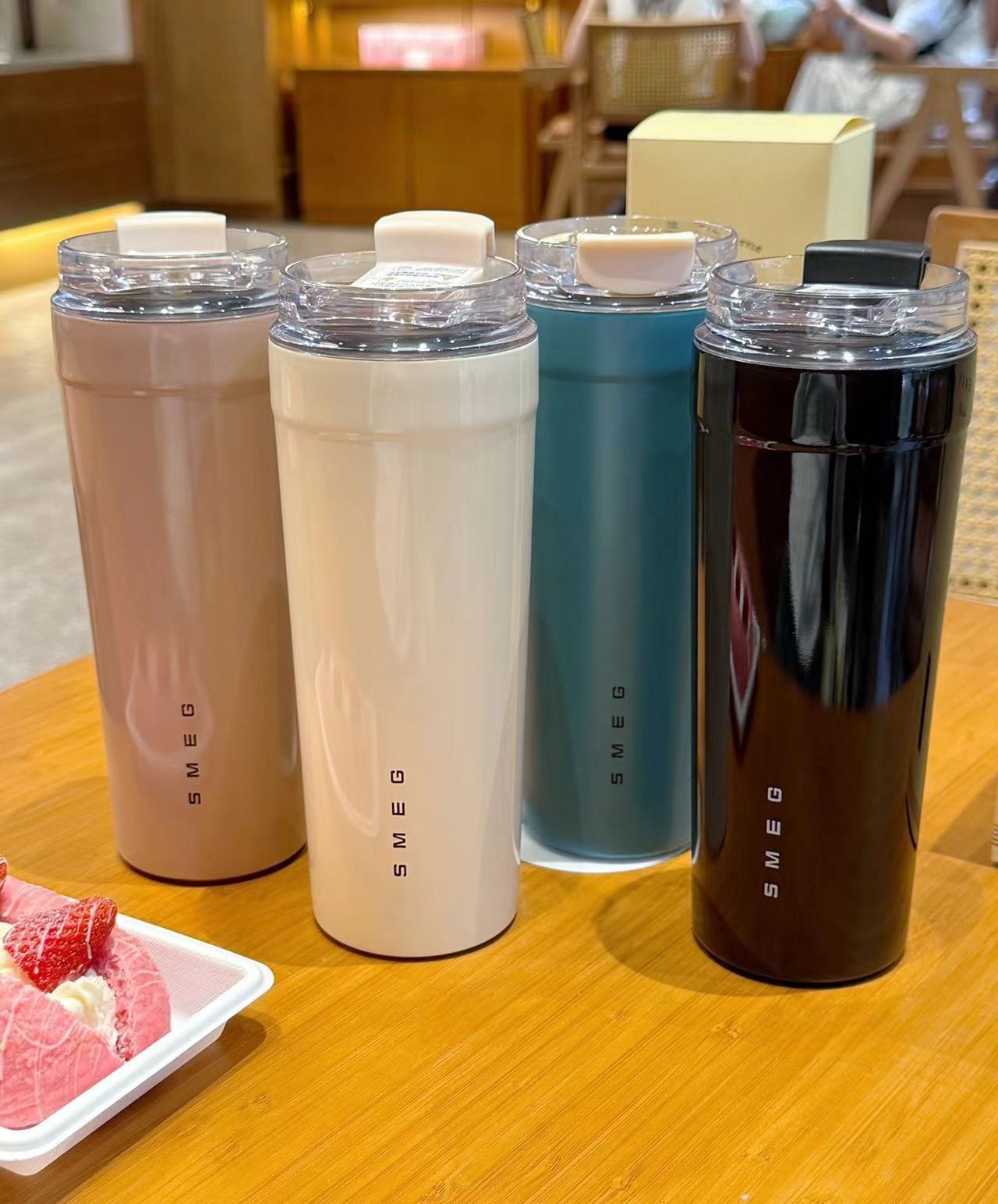 SMEG 550ml Stainless Steel Insulated Mug New Outdoor Design Daily Use & Workplace Coffee Mug Fashionable & Trendy