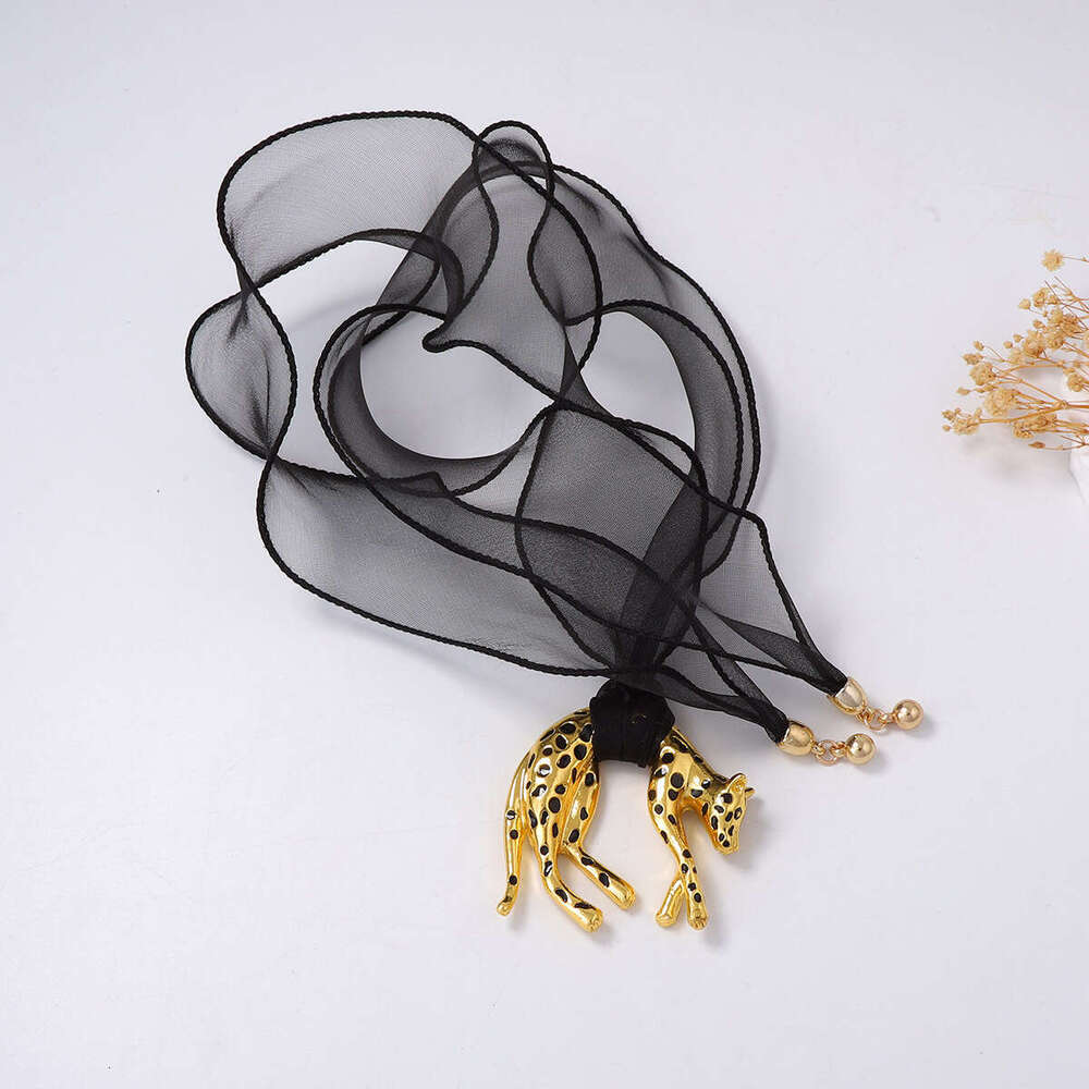 European And American Retro Wild Alloy Drip Oil Exaggerated Cheetah Ribbon Tie Sweater Chain Pendant Necklace