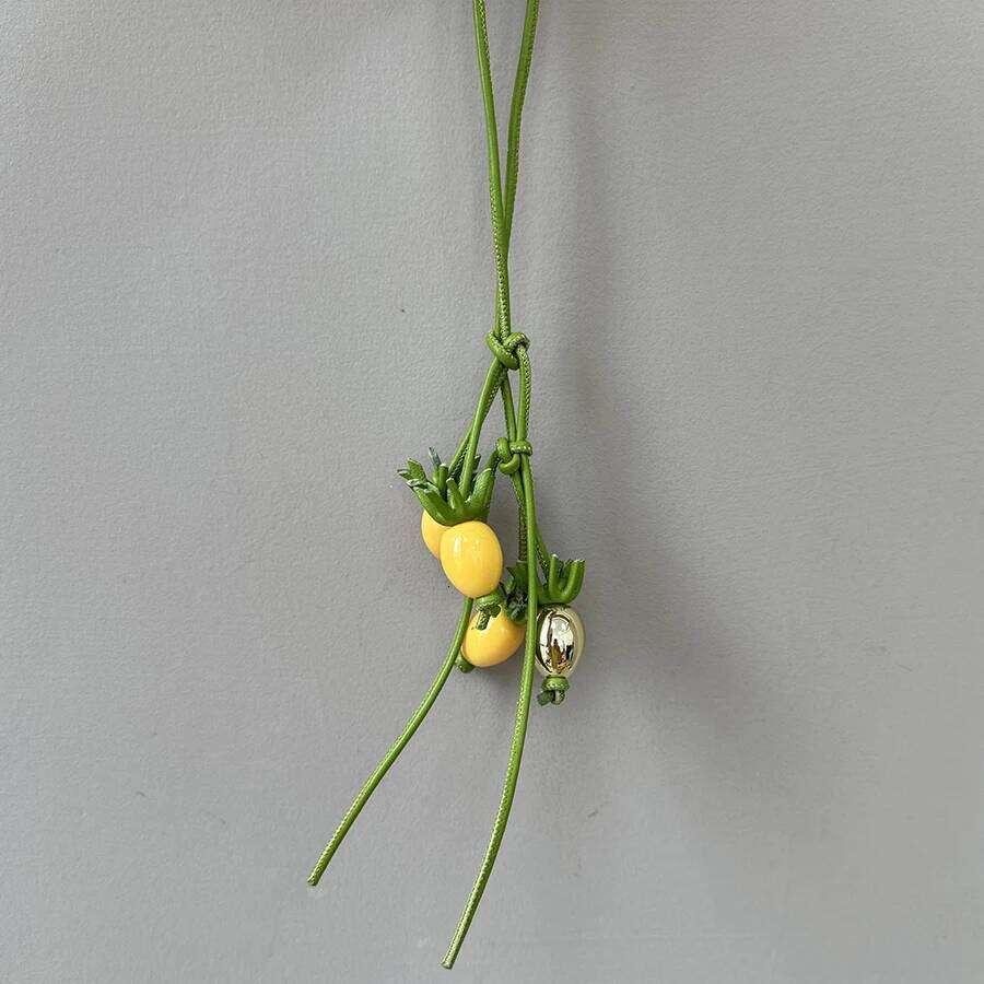 Tomato Leather Charm Purple Flower Keychain Pendant Decoration High Luxury Girl Gift Bag Accessories XJ260106