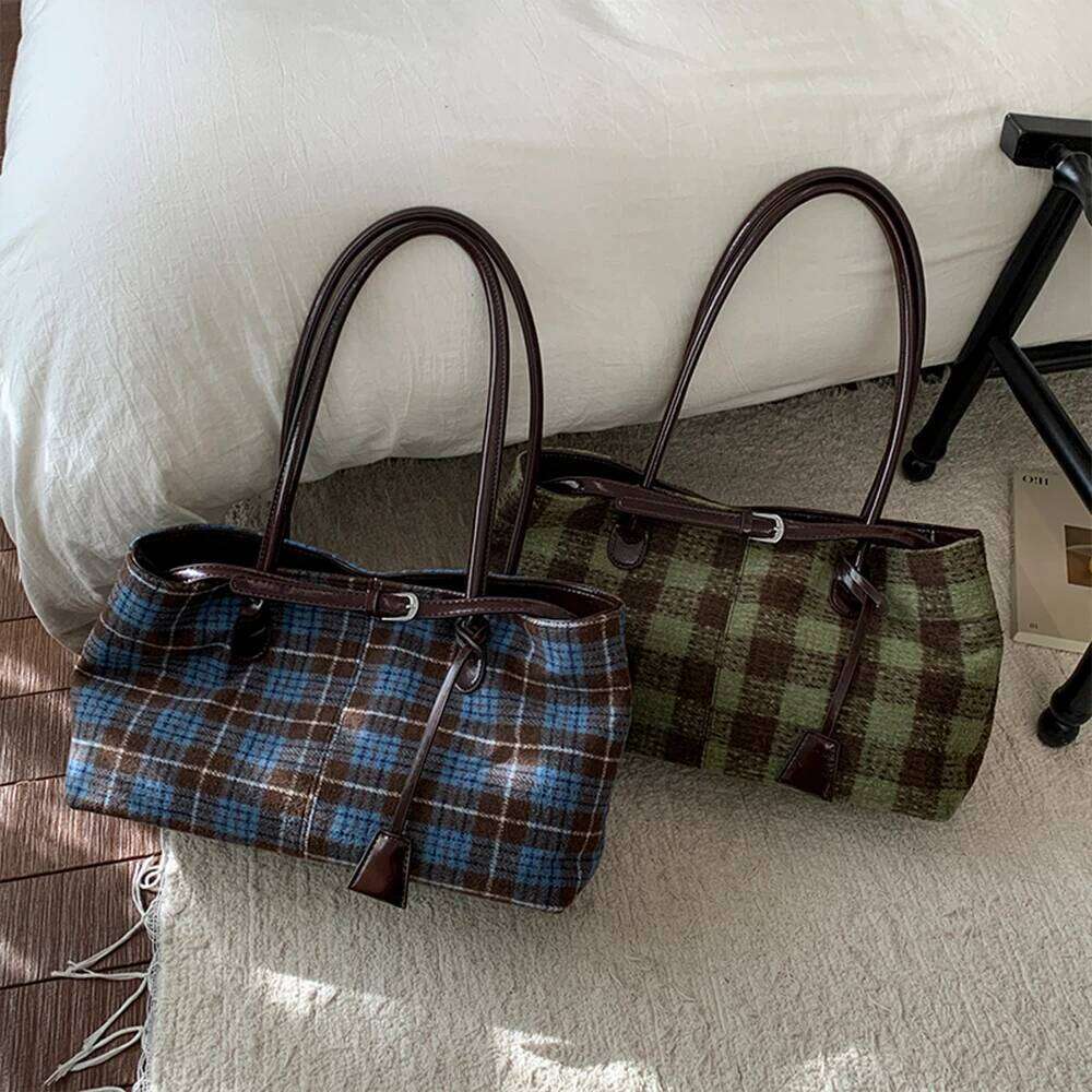 Retro Office Commuting Woolen Women's New Autumn And Winter Shoulder Bag, Large Capacity Casual Underarm Tote Bag Xiu Lai Si