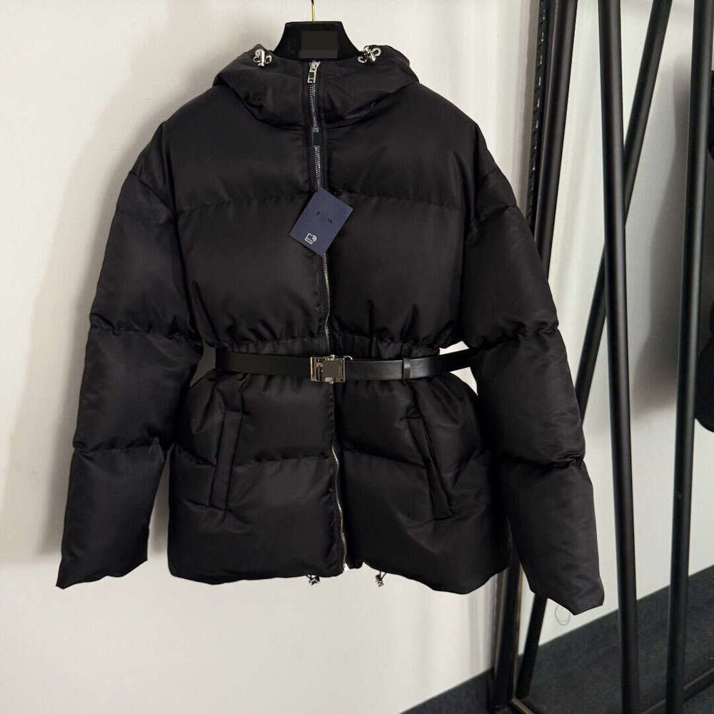 Designer 2025 Autumn Winter High-End Foreign Trade Warm Hot-Selling New Hardware Belt Waist-Cinching Long-Sleeved Hooded Cotton-Padded Jacket 4bef