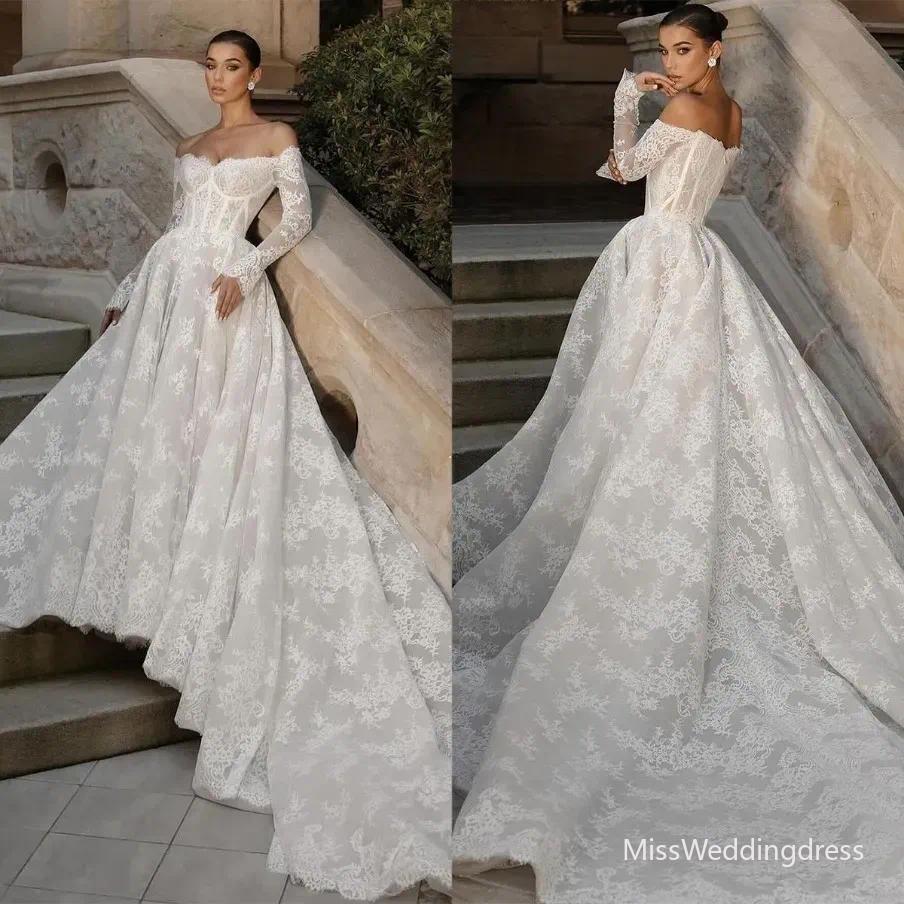 Elegant French Lace Princess Wedding Dresses A Line Off Shoulder Long Sleeves Appliques Bride Gowns Custom Made Robe de mariee D27