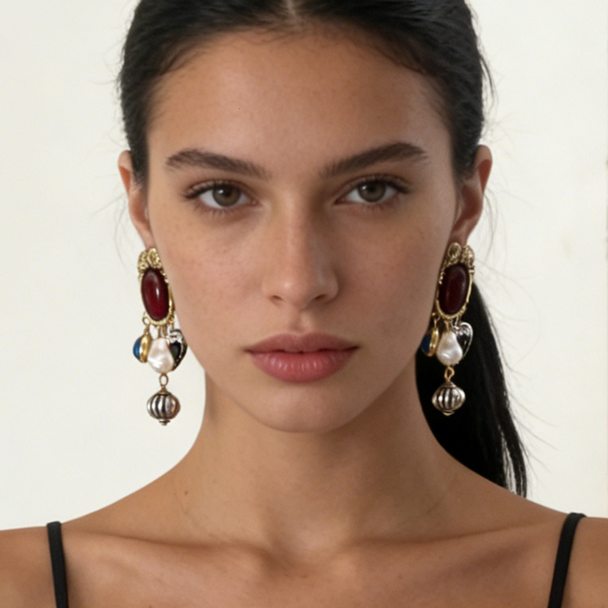 Personality Retro High-End Imitation Pearl Gemstone Animal Metal Pictogram Pendant Earrings Creative Versatile Style