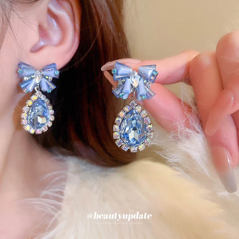 Silver needle diamond-encrusted artificial crystal bowknot teardrop earrings, Korean light luxury niche style ear studs, internet celebrity earrings