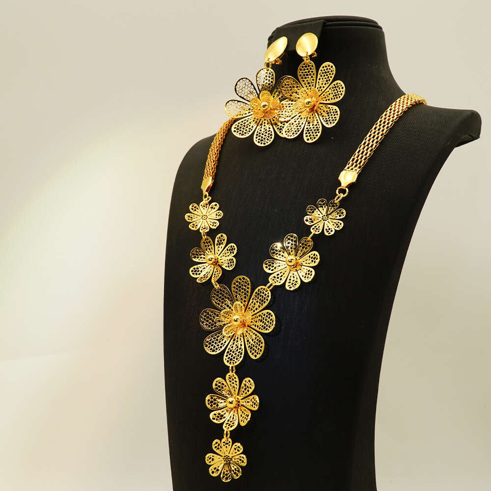 Dubai Gold Plated Hollow Exaggerated Flower Necklace Earrings Set For Women Wedding Fashion Jewelry Accessories