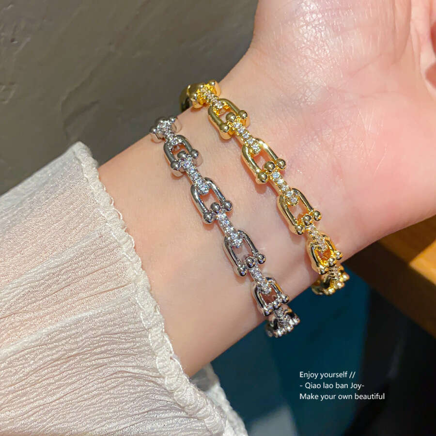 18K Real Gold Plated Zircon Letter Clasp Bracelet Light Luxury Niche High-End Fashion Retro Jewelry For Women