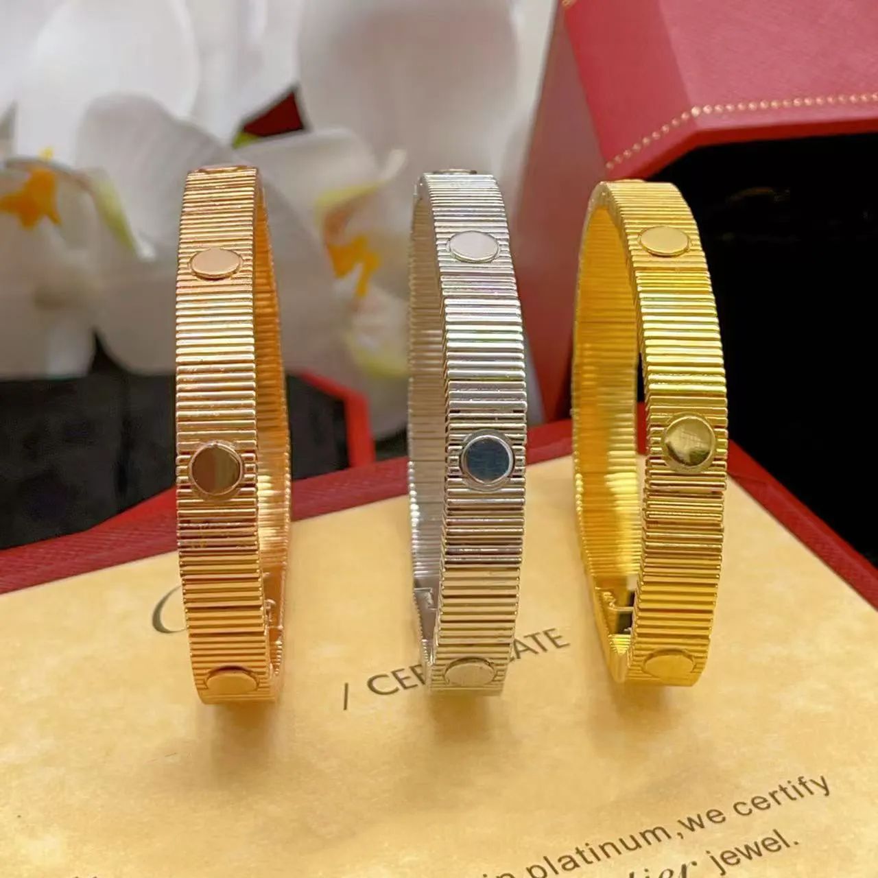 Bangle High Quality Europe America Fashion New Style Men Lady Women Stainless Steel Engraved Initials Stripe Plated Gold Screw Love Unlimited Bracelet lyqf888