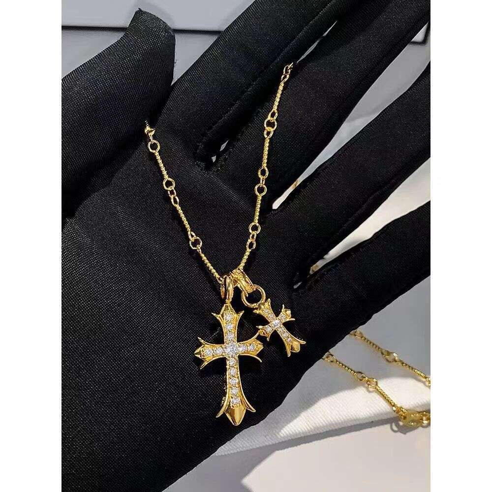 Jewellery Necklace Designer Luxury Stainless Steel Waterproof Chrome Plated Classic Cross Pendant for Wedding and Special Occasion Gift High Quality