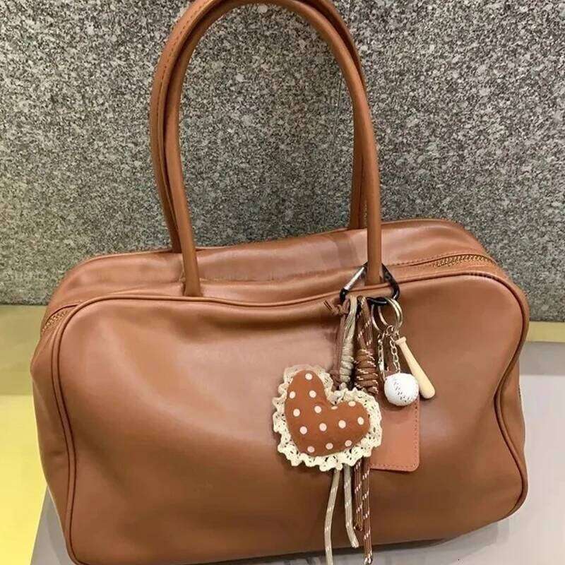 Fashion Rope Baseball Keychain Trendy Bag Hanging Lace Border Love Decoration Pendant Gift For Women XJ260106