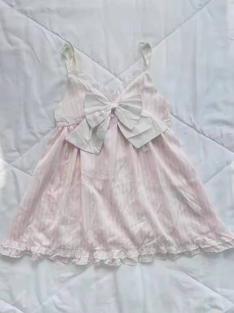 Bestseller Japanese Sweet Lace Striped Print Tops Women New Design Sexy Style Sleeveless Suspender Harajuku Fashion Slim Bow Clothing 2025 ddmytues