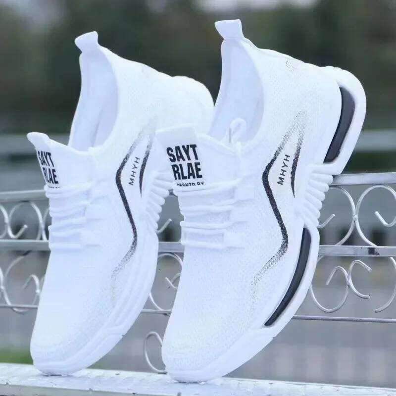 Men on Fashion Sneakers Male Sport Running Breathable Gym Training Walking Tennis Shoes Non Slip Workout Flats 26L0106