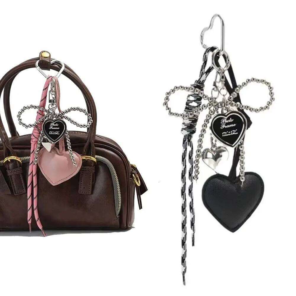 Creative Glossy Leather Pearl Bow Keyring Y2k Long Tassel Heart Backpack Pendant Charms Handmade Bag Purse Decor Gift XJ260106