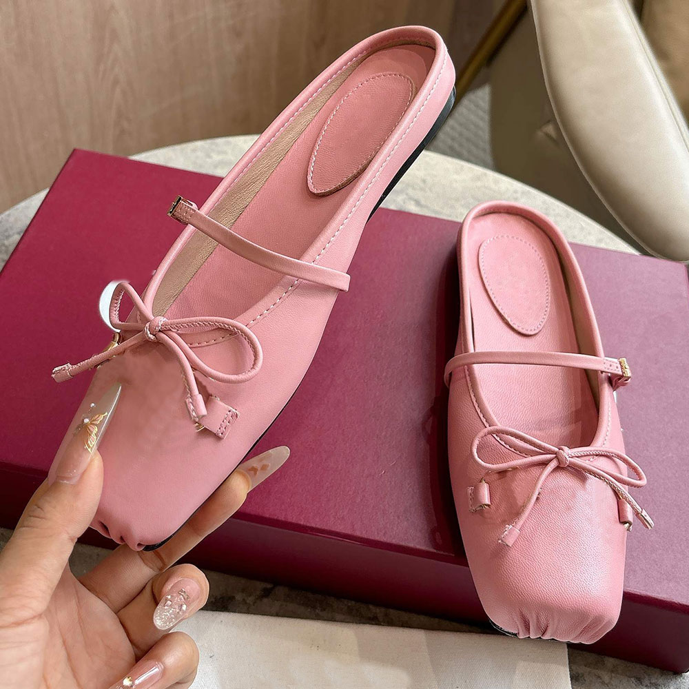 Womens Horsebit mule designer horsebit ballet flat mules Fall Winter 2025 Collection Mule Elegant Delicate Bow Detail Mules Fuchsia leather Leather lining