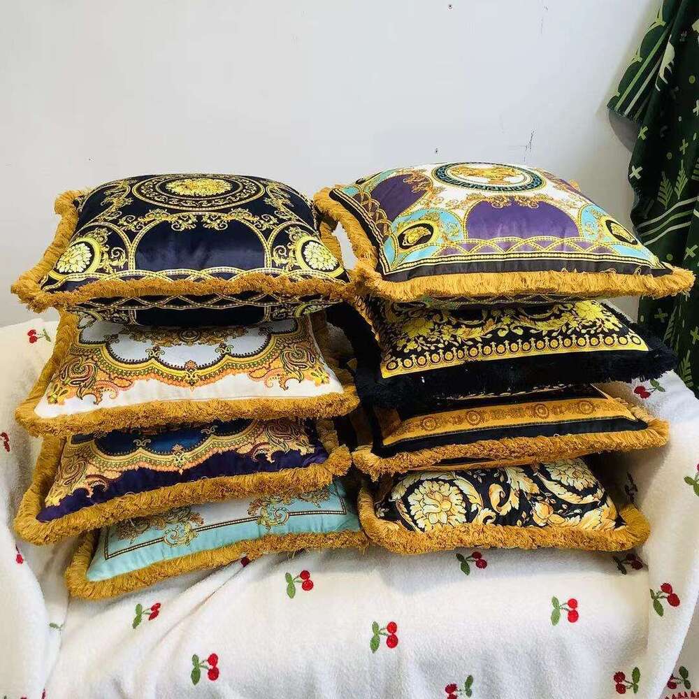 Light European Double-Sided Printed Vintage Gold Luxury Baroque Style Living Room Sofa Square Cushion Lumbar Support Pillow