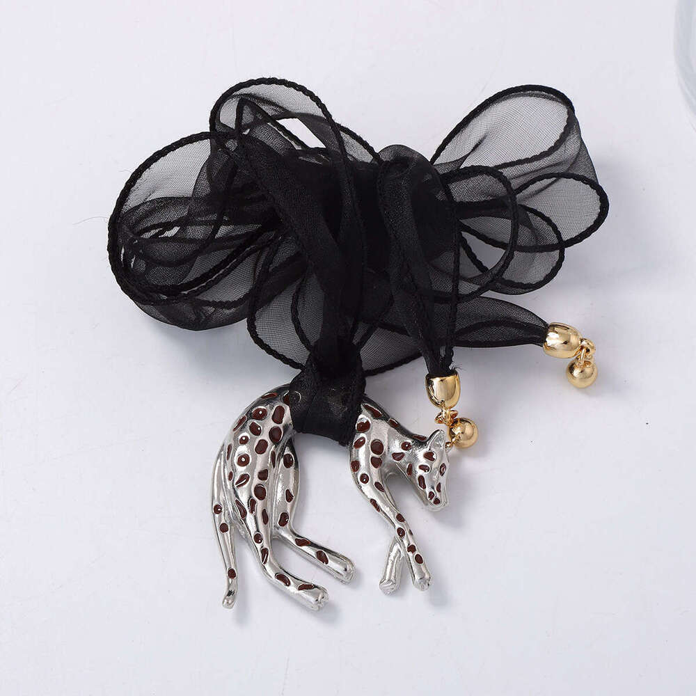European And American Retro Wild Alloy Drip Oil Exaggerated Cheetah Ribbon Tie Sweater Chain Pendant Necklace