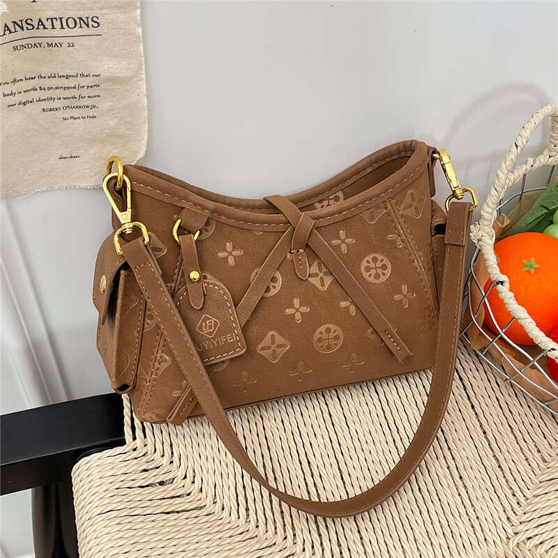 High-End Small for Women 2026 New Luxury Handbag Versatile Fashion Retro Underarm Single Shoulder Crossbody Bag