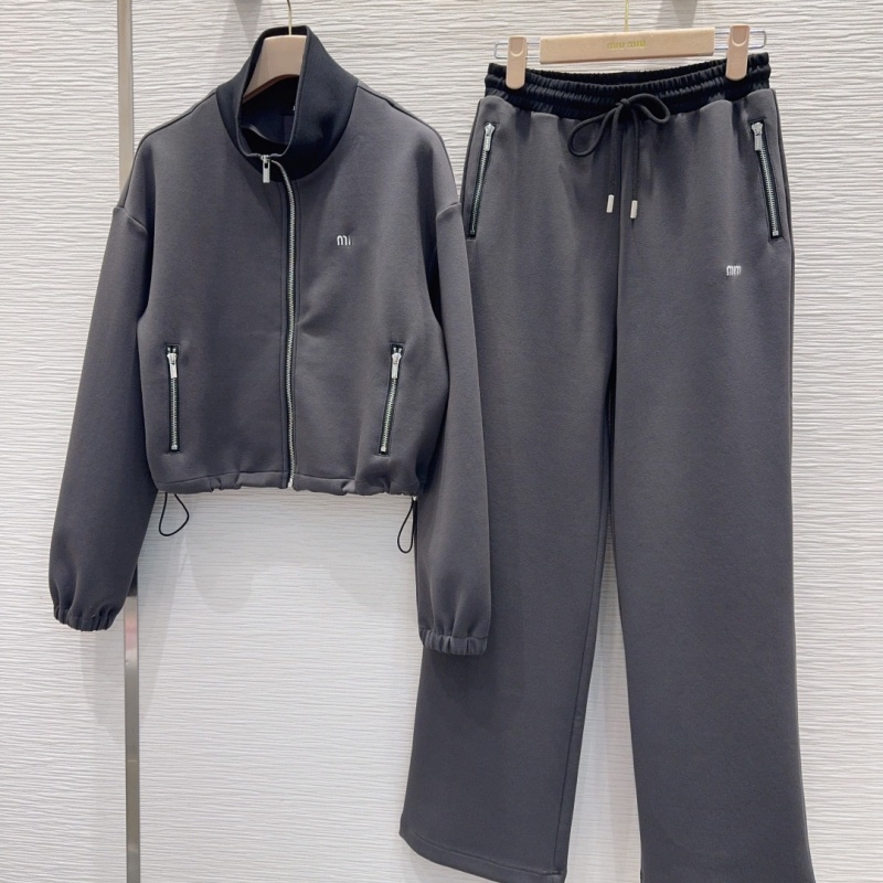 Dresses women's Designer dresses for woman luxurious two Piece Dresses Casual Dresses spring-autumn style elegant lady's shortish A-line coat top + short skirt set M61