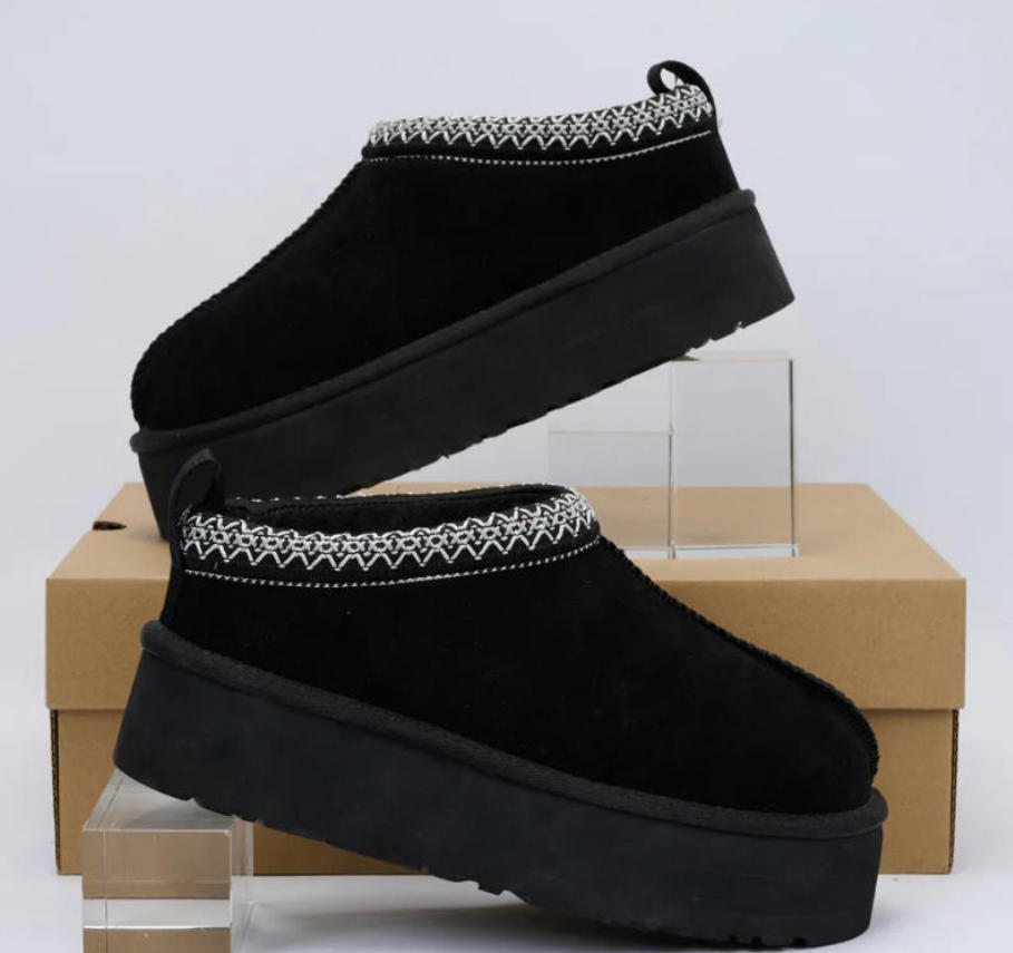 2026 Womans Tazz Tasman Slippers Chestnut Fur Slides Sheepskin Shearling Tazz Slippers Mules Men Ultra Mini Platform Boot Shoes Suede Upper Comfort Fall Winter