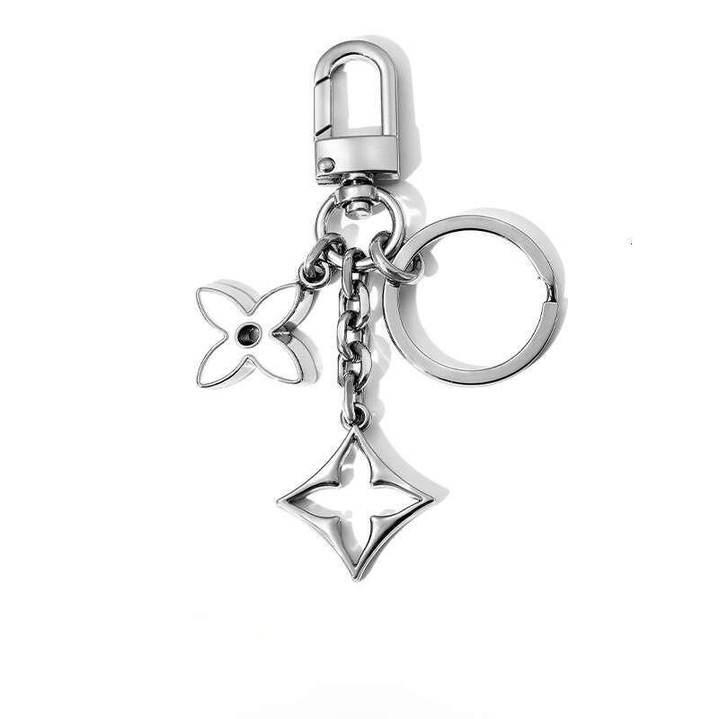 Bag Pendant Exclusive High-End Fashion Jewelry New Metal Mini Versatile Keychain Unisex Accessories For Handbag Decoration